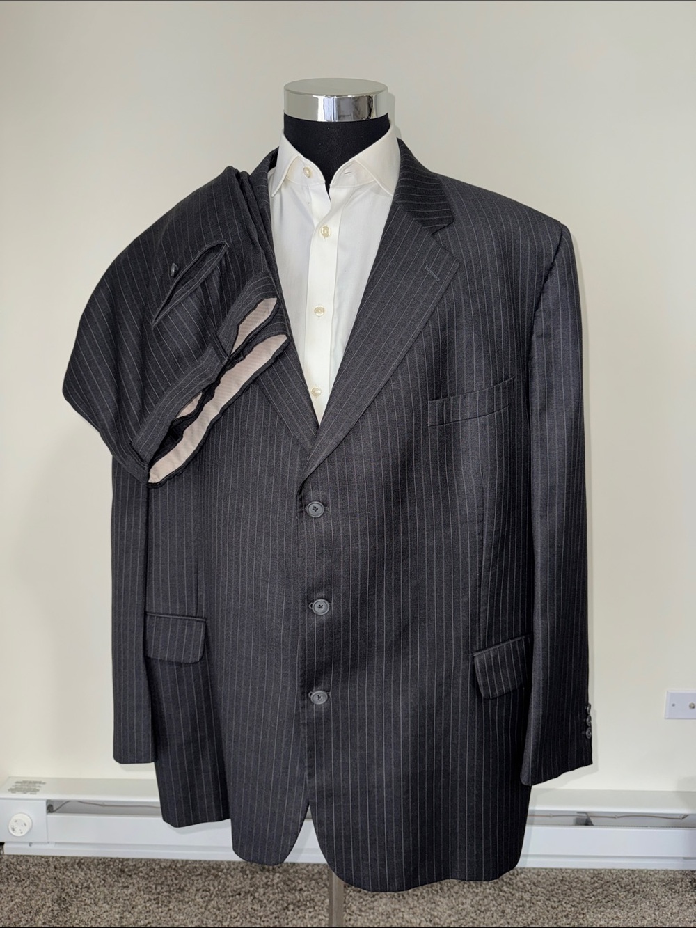 Jack Victor mens 52L grey pinstripe 3-button loro Piana 100% wool suit EUC